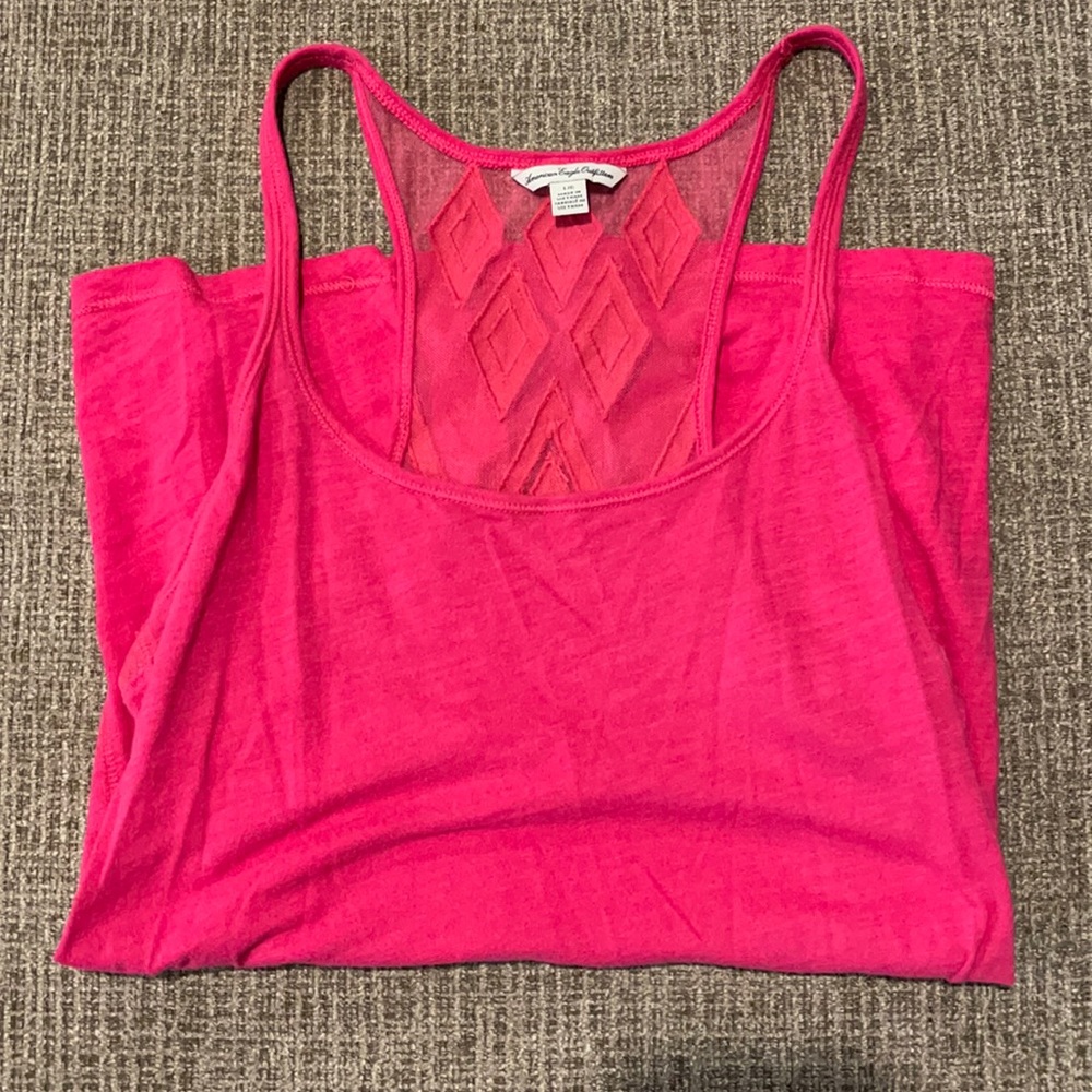 Pink tank top. Size Lg.